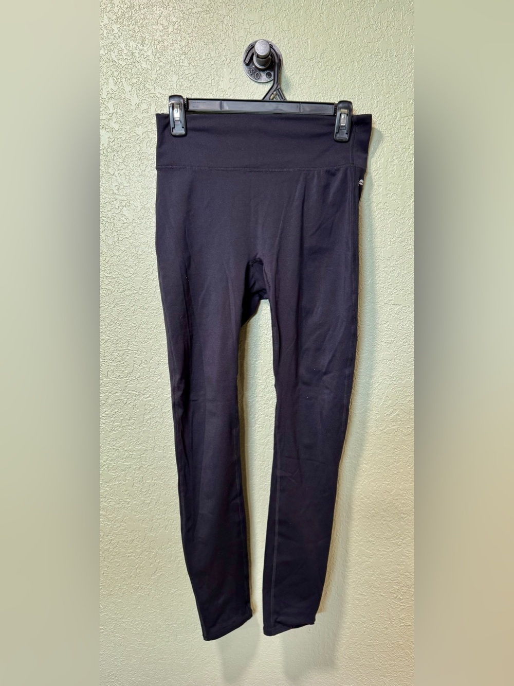Fabletics Black High-Waist Leggings Size M. Motion 365